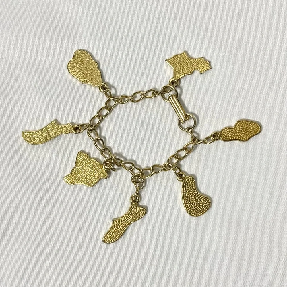 ⭐️ Vintage Islands Of Hawaii Little Girls Charm Bracelet